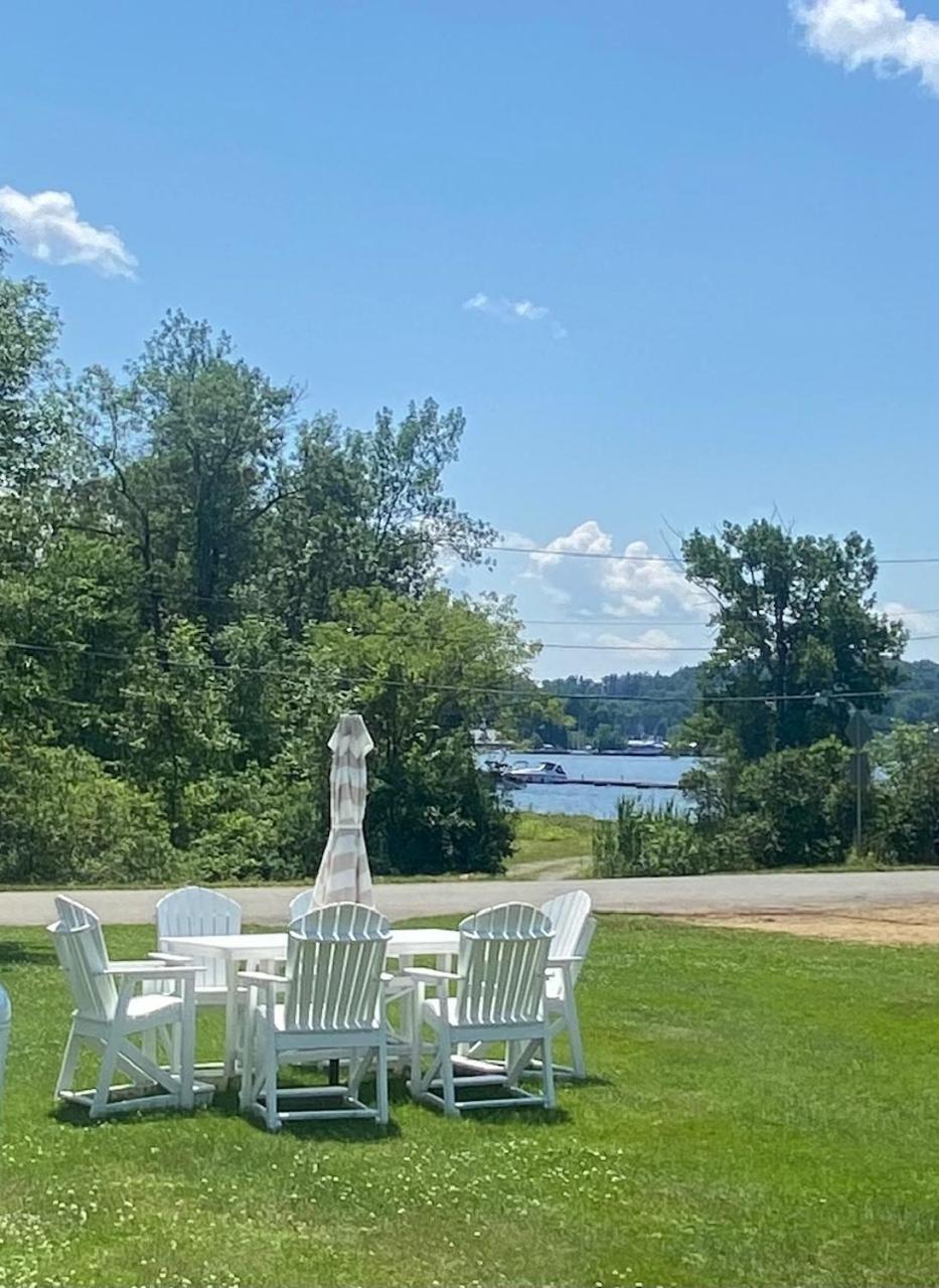 Beach House - On Lake Time Newport Εξωτερικό φωτογραφία