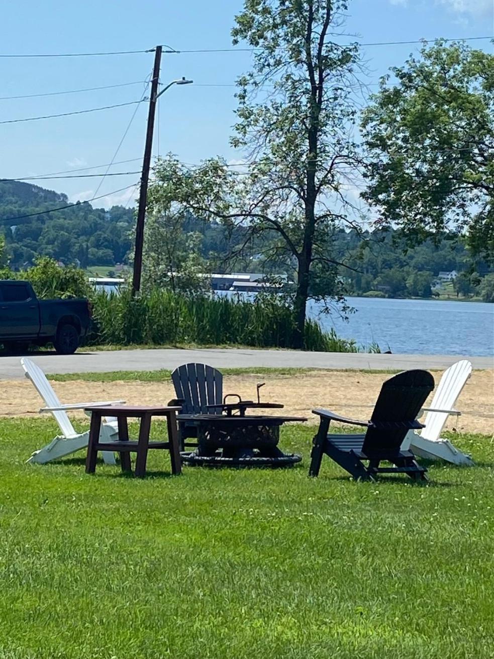 Beach House - On Lake Time Newport Εξωτερικό φωτογραφία
